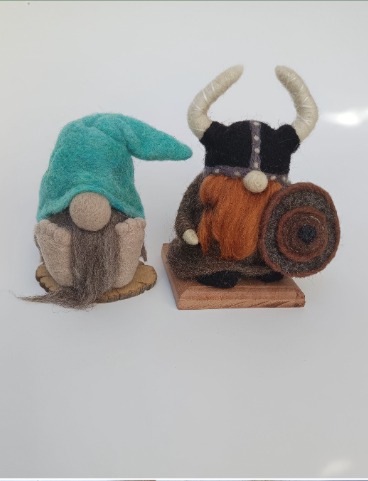 Duende y vikingo